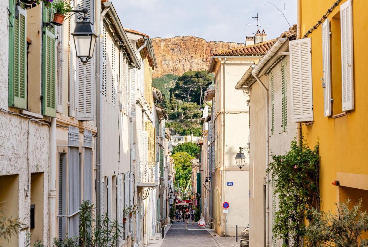 Le Clocher Par Dodo-A-Cassis Esterno foto